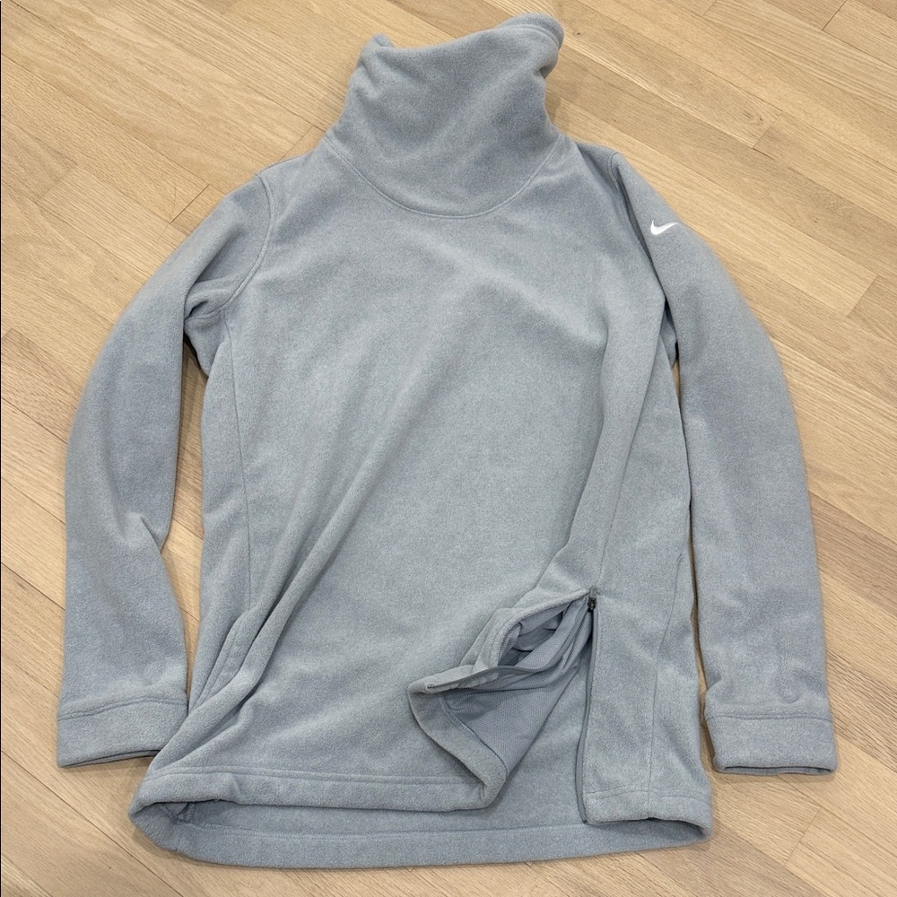 Nike dri-fit large